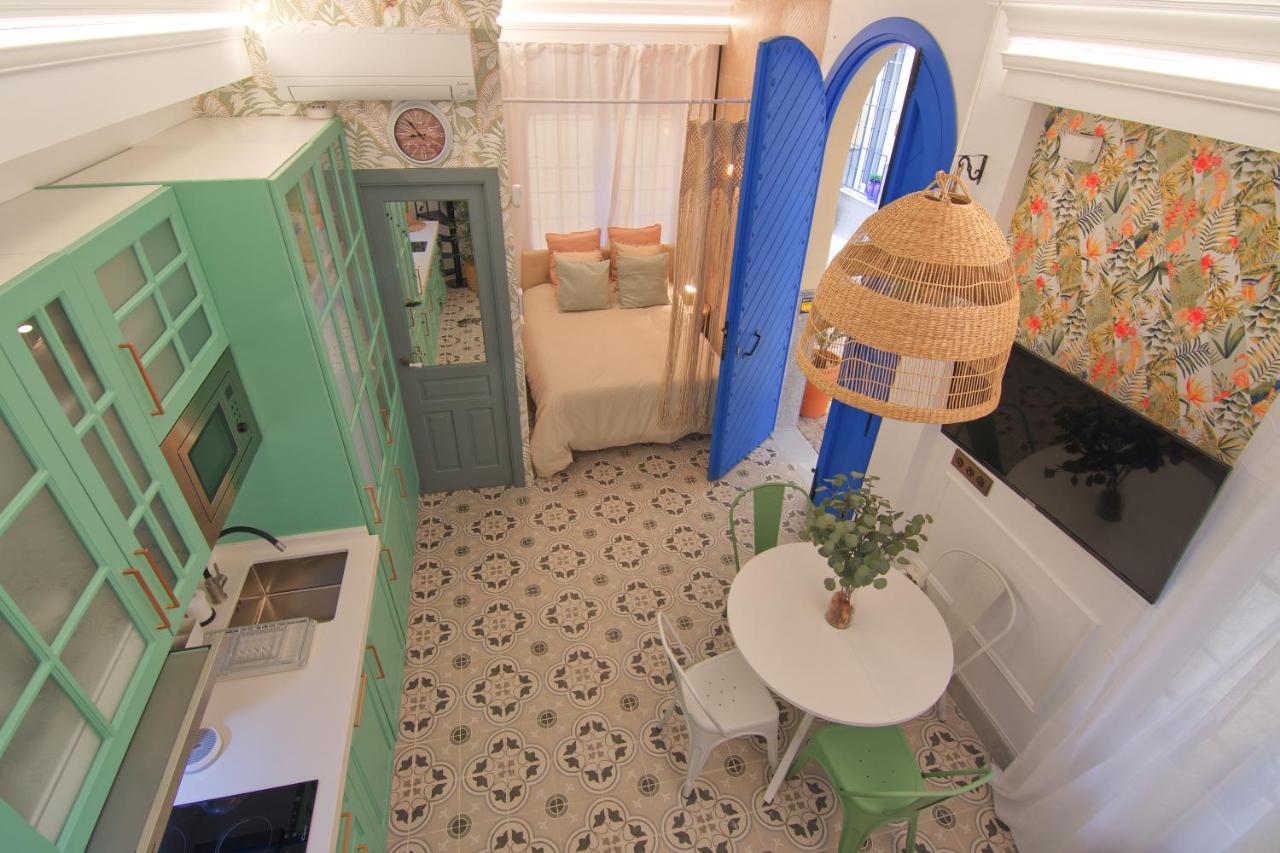 Mara'S Apartments Torremolinos La Mar - Beachfront Tiny House - Bajondillo Экстерьер фото