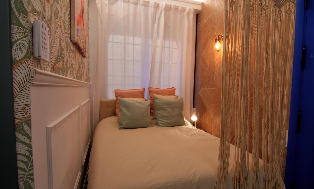 Mara'S Apartments Torremolinos La Mar - Beachfront Tiny House - Bajondillo Экстерьер фото