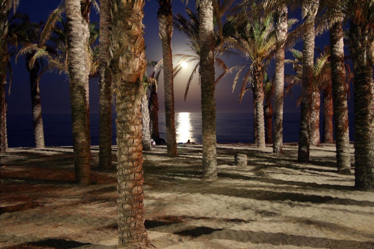 Mara'S Apartments Torremolinos La Mar - Beachfront Tiny House - Bajondillo Экстерьер фото